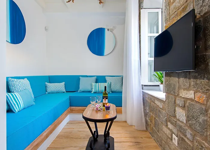 Allure With Jacuzzi And Acropolis View!!! 빌라