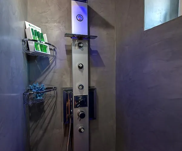 Allure With Jacuzzi And Acropolis View!!! 빌라 린도스