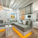 Allure With Jacuzzi And Acropolis View!!! * Líndos