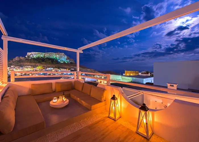 Allure With Jacuzzi And Acropolis View!!! 린도스