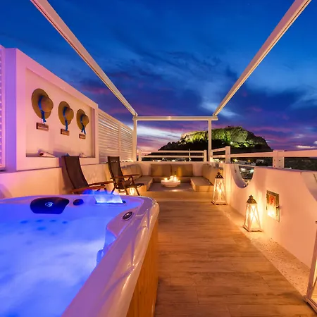 Allure With Jacuzzi And Acropolis View!!! 린도스
