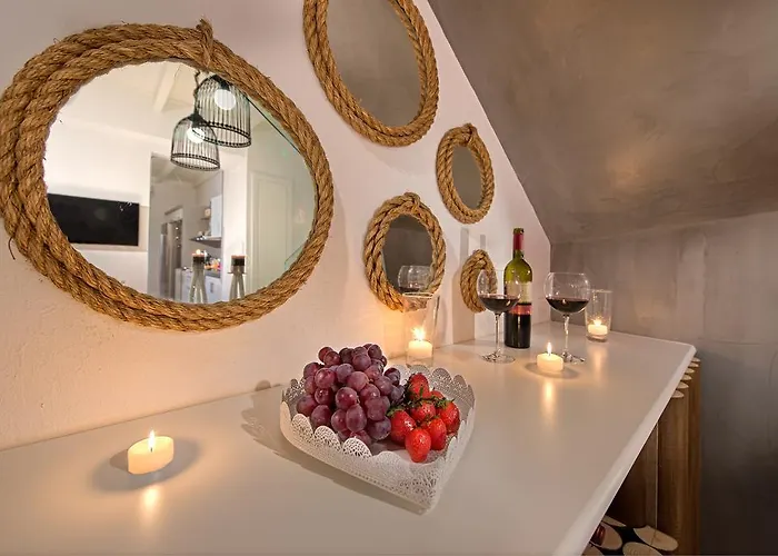 Allure With Jacuzzi And Acropolis View!!! * 林都斯