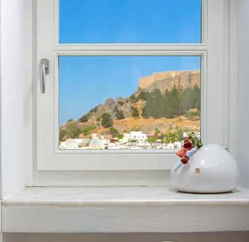 Allure With Jacuzzi And Acropolis View!!! 别墅