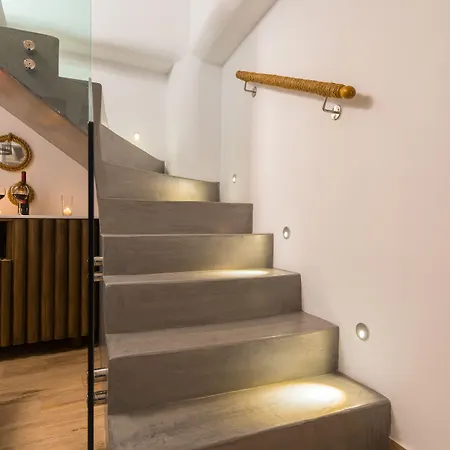 Allure With Jacuzzi And Acropolis View!!!