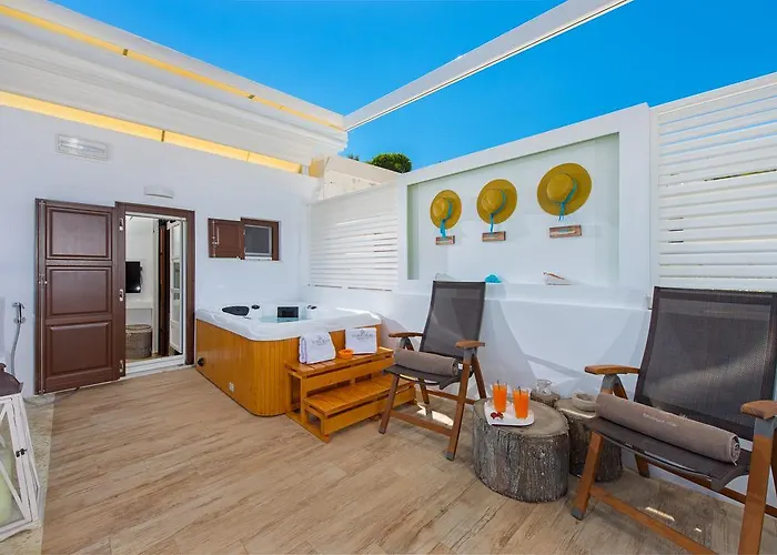 Villa Allure With Jacuzzi And Acropolis View!!!