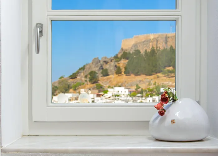 Villa Allure With Jacuzzi And Acropolis View!!!